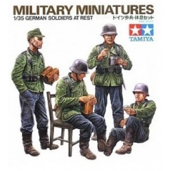 1/35 Tamiya German Soldiers at rest  35129