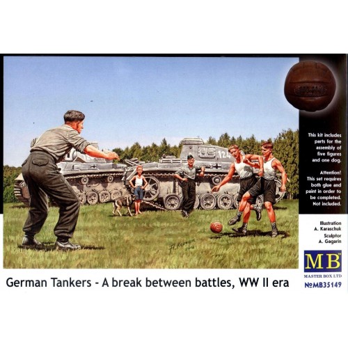 1/35 MasterBox WWII German Tankers - A Break between Battles 35149