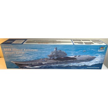 1/350 Trumpeter USSR Admiral Kuznetsov 05606 