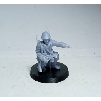 28 mm Greek Soldier WW2 Officer unpainted
