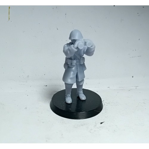 28 mm Greek Officer WW2 unpainted