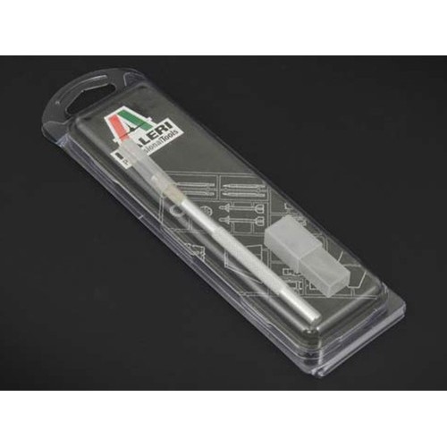Italeri Tools  Craft Knife with 5 Blades 50818