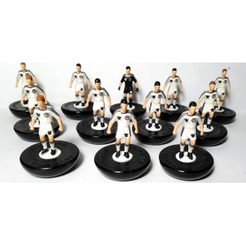 Subbuteo Andrew Table Soccer Pierikos 1981-82 on Classic Hasbro bases