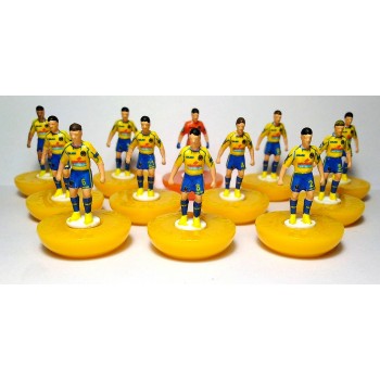 Subbuteo Andrew Table Soccer Villarreal 2004-05 on classic Hasbro bases