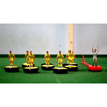 Subbuteo Andrew Table Soccer Villareal 2015-2016️ on Classic Hasbro Bases